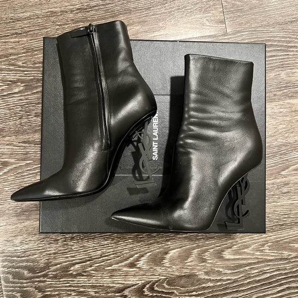 Saint Laurent Shoes - Saint Laurent Women's Opyum Boots size 38